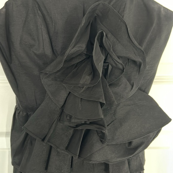 HAILEY LOGAN - Adrianna Papell black ruffle formal short dress prom size 5/6 - Picture 2 of 7
